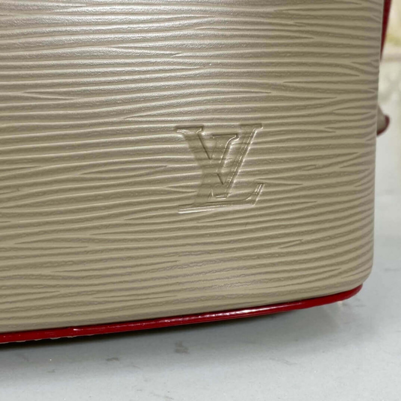 Louis Vuitton Epi Leather Neverfull MM M56947 Galet Easybags137661